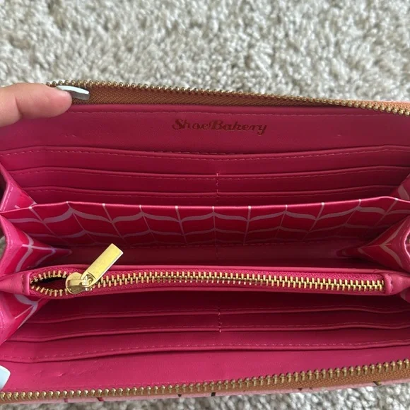 NWOT Pink and Brown ShoeBakery Wallet - Picture 4 of 4